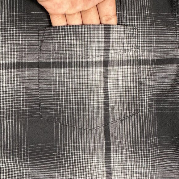 Prana Shirt Men Size XL Plaid Short Sleeve Single Pocket Made in India EUC - Picture 2 of 8